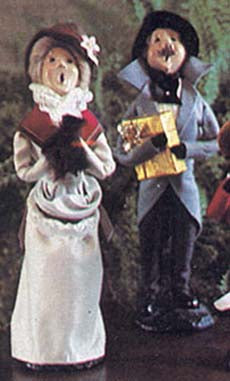 1982 Victorian Adult Carolers (1st edition) Byers' Choice LTD. 1982 Victorian Adult Carolers (1st edition) Byers' Choice LTD.