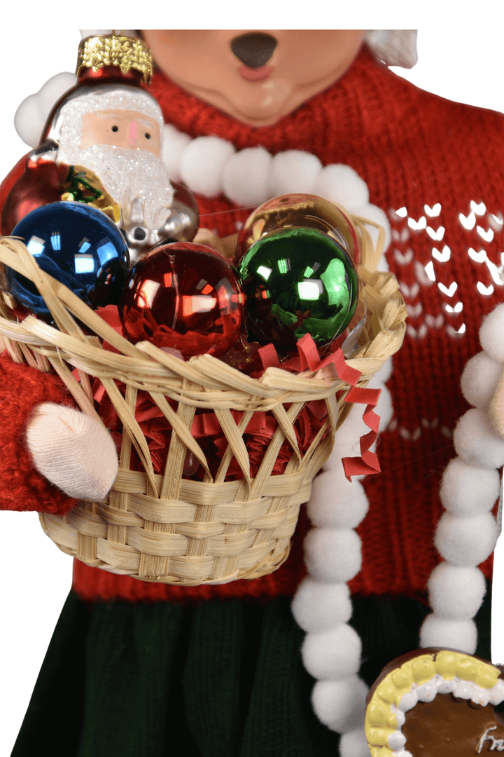 Decorating Mrs Claus