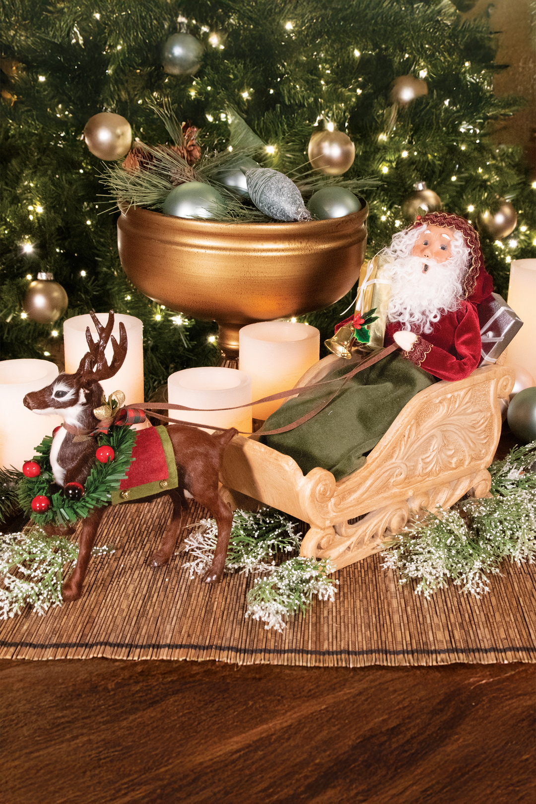 Sleigh Santa with Reindeer