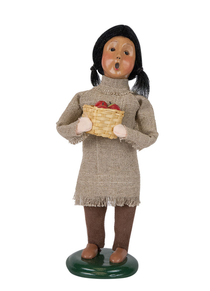 2018  Native American Girl