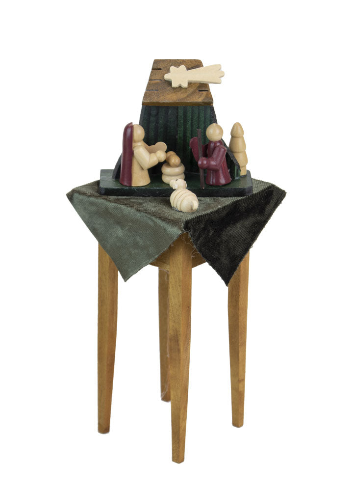 2021  Nativity Table