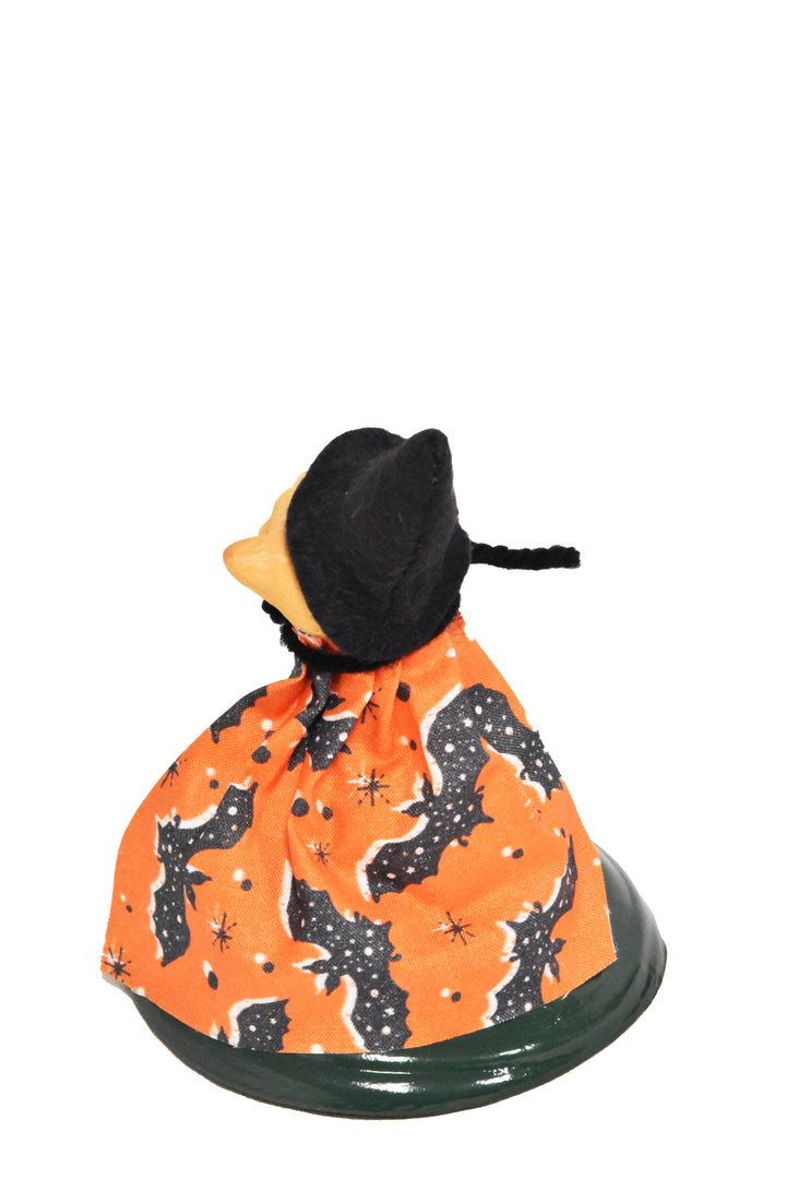 Tabby with Cape