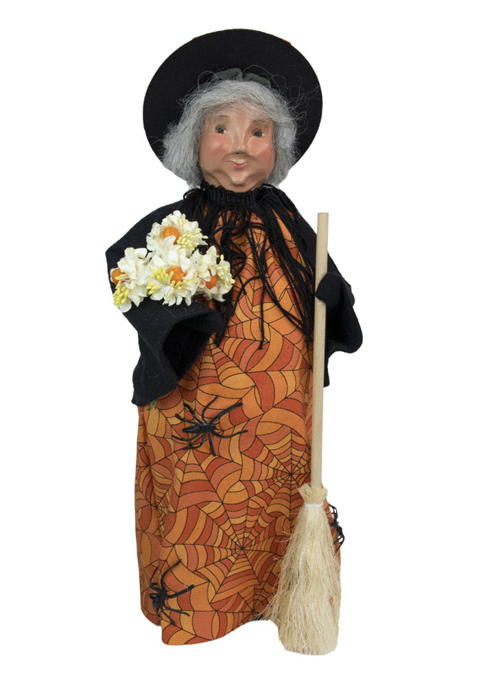 2022  Witch w Broom