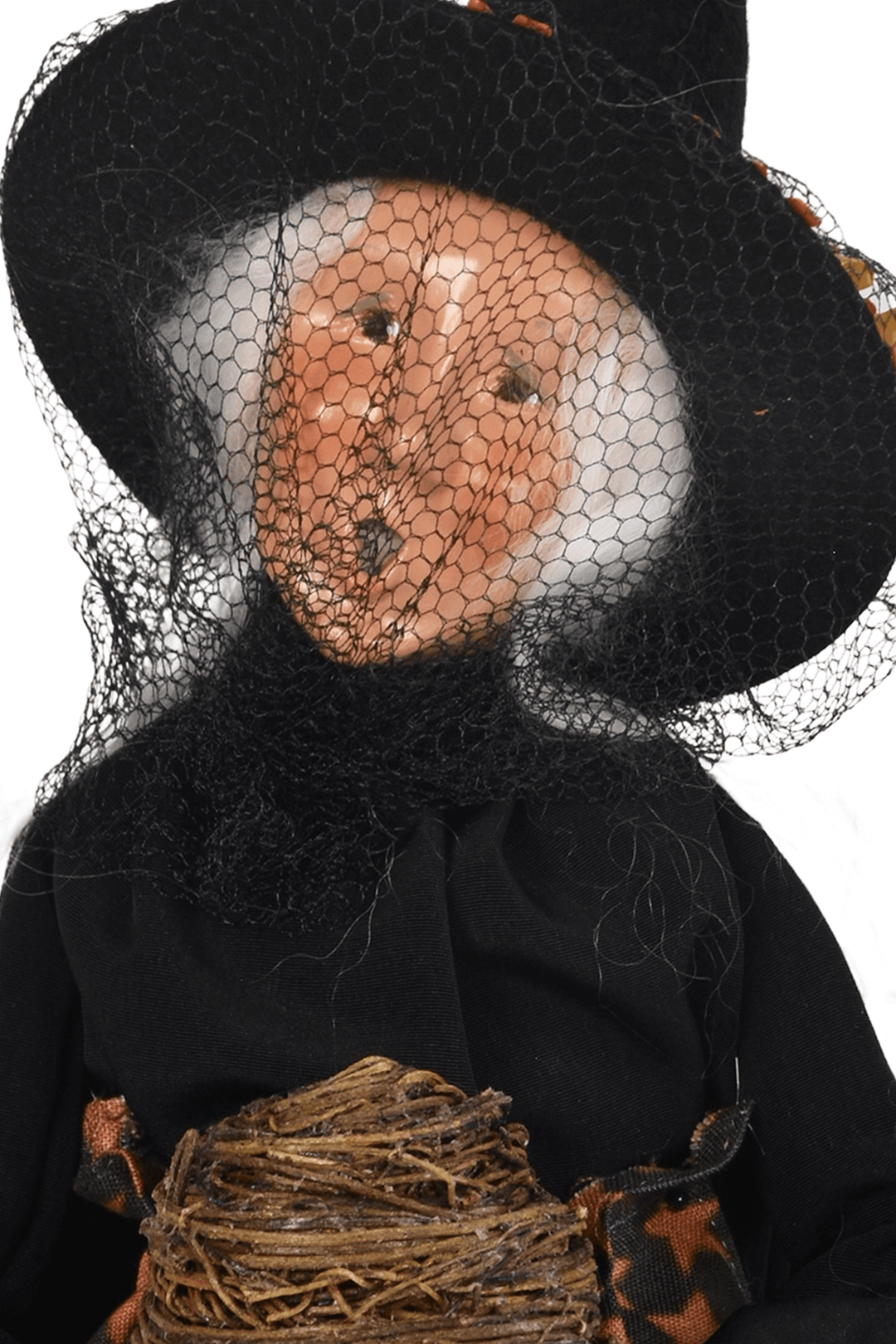 Witch w Bee Skep