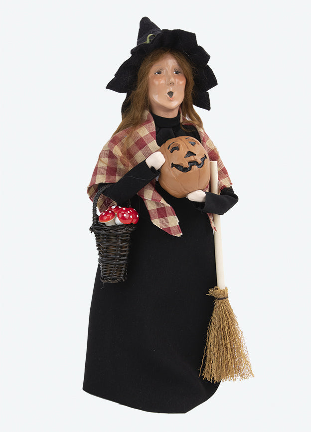 2024  Witch w Pumpkin