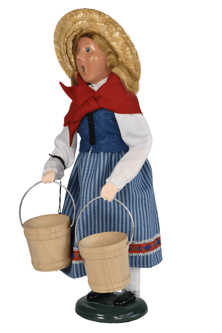 8 Maids A-Milking