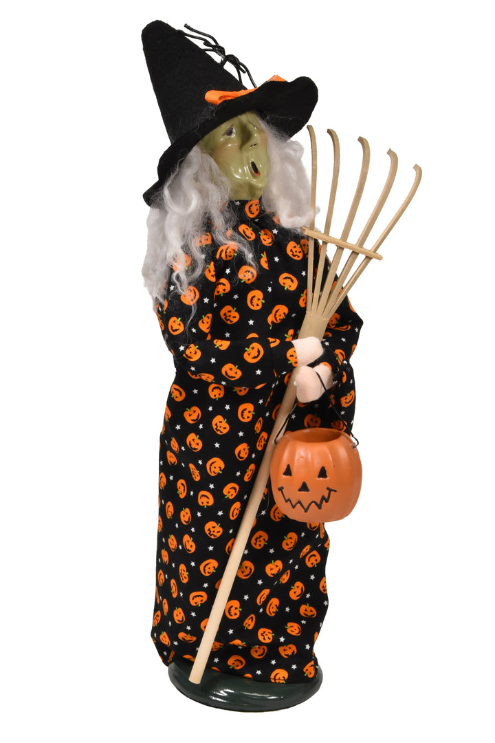 Jack O' Lantern Witch - One Of A Kind - Auction
