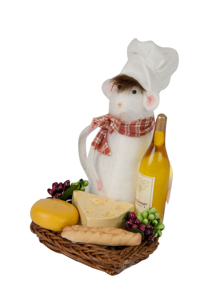 2018  Mouse with Wine & Cheese