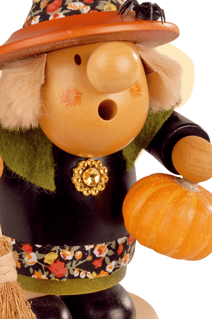 Witch with Pumpkin - German Smoker