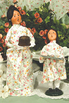 2008  Mother and Daughter with Cake & Tea
