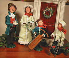 2009  Victorian Sledding Family
