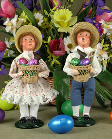 2011  2011 Easter Girl & Boy