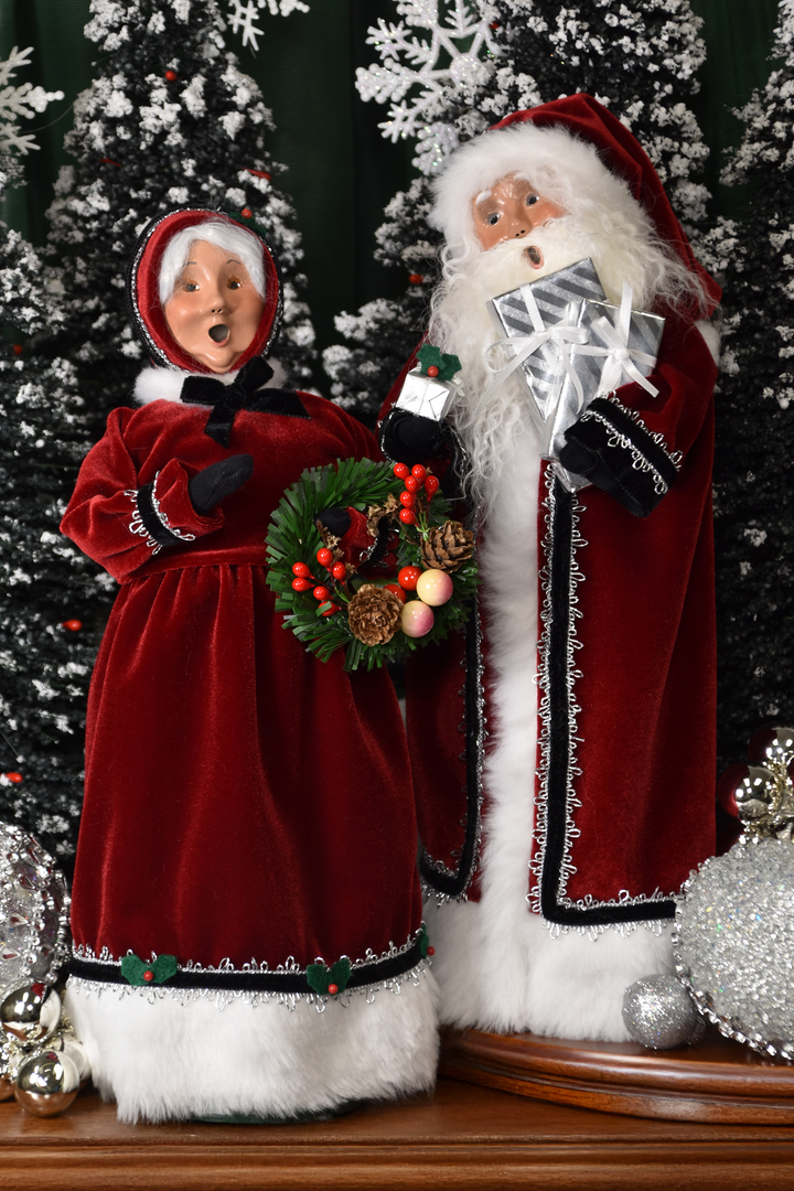 Regal Mrs. Claus