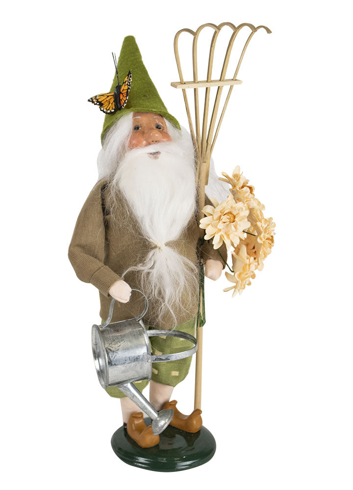 2019  Gardening Gnome
